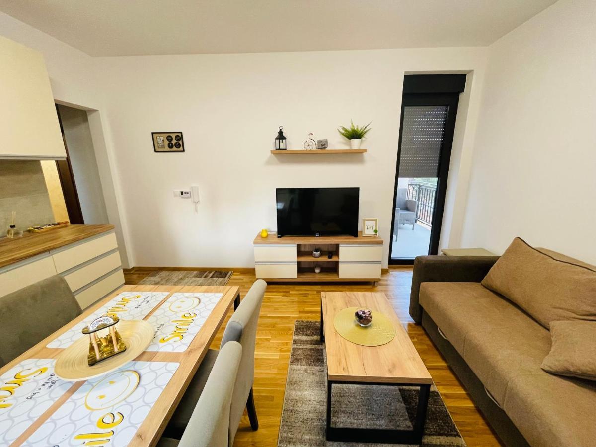 Lux Apartmani Vojinovic Zlatibor Esterno foto