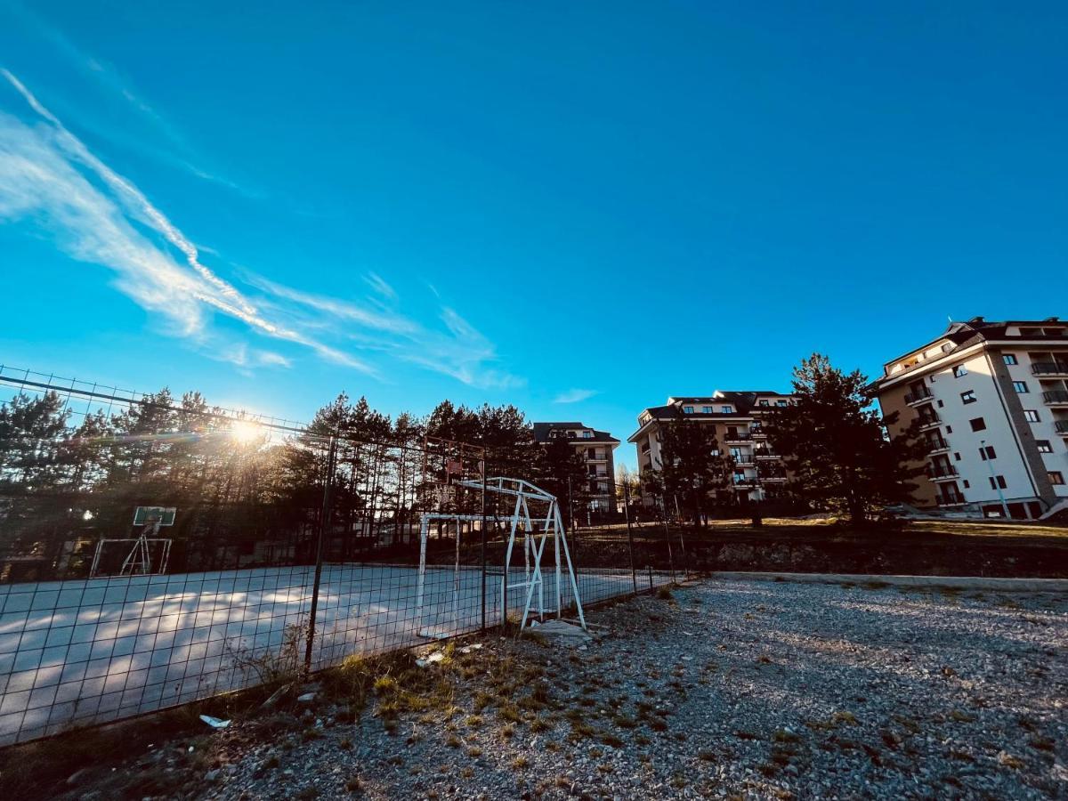 Lux Apartmani Vojinovic Zlatibor Esterno foto