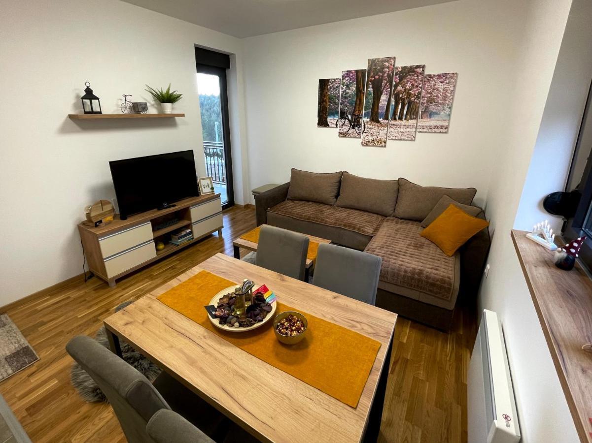 Lux Apartmani Vojinovic Zlatibor Esterno foto