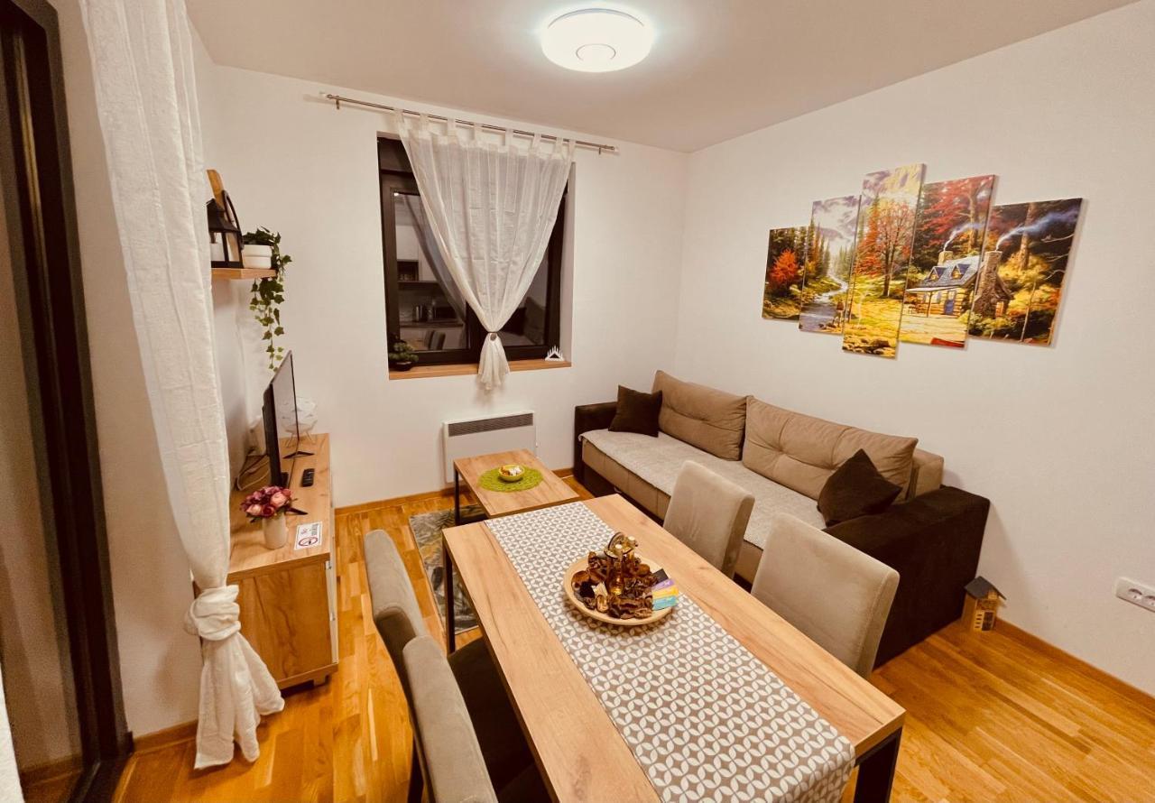Lux Apartmani Vojinovic Zlatibor Esterno foto