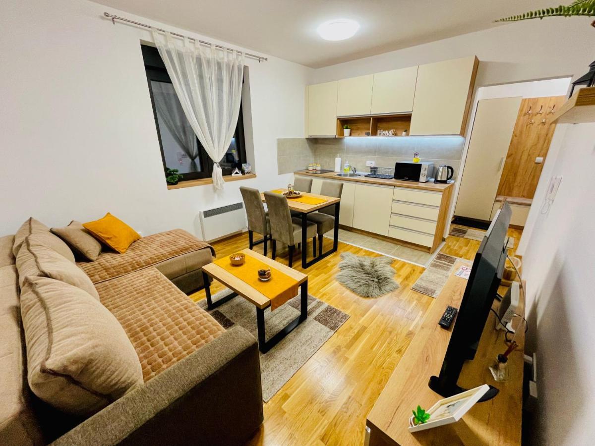 Lux Apartmani Vojinovic Zlatibor Esterno foto